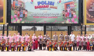 Polresta-Sidoarjo-Kenalkan-Tugas-Polisi-Melalui-Program-Polisi-Sahabat-Anak