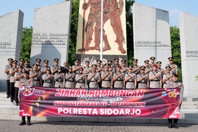 Jelang Hari Bhayangkara ke-80, Polresta Sidoarjo Ziarah dan Tabur Bunga di Makam Pahlawan