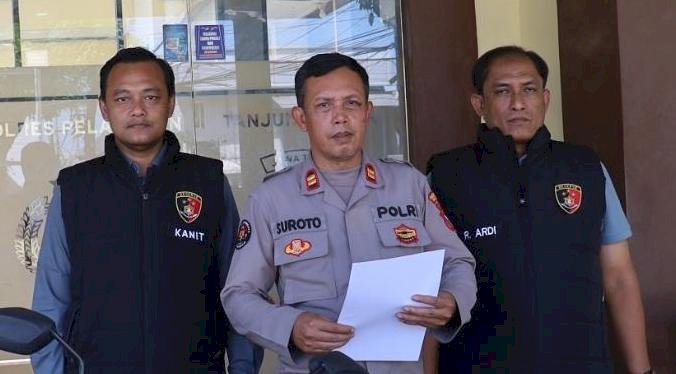 Polres Pelabuhan Tanjungperak Bongkar Sindikat Pencuri Belasan Unit AC, Empat Tersangka Diamankan